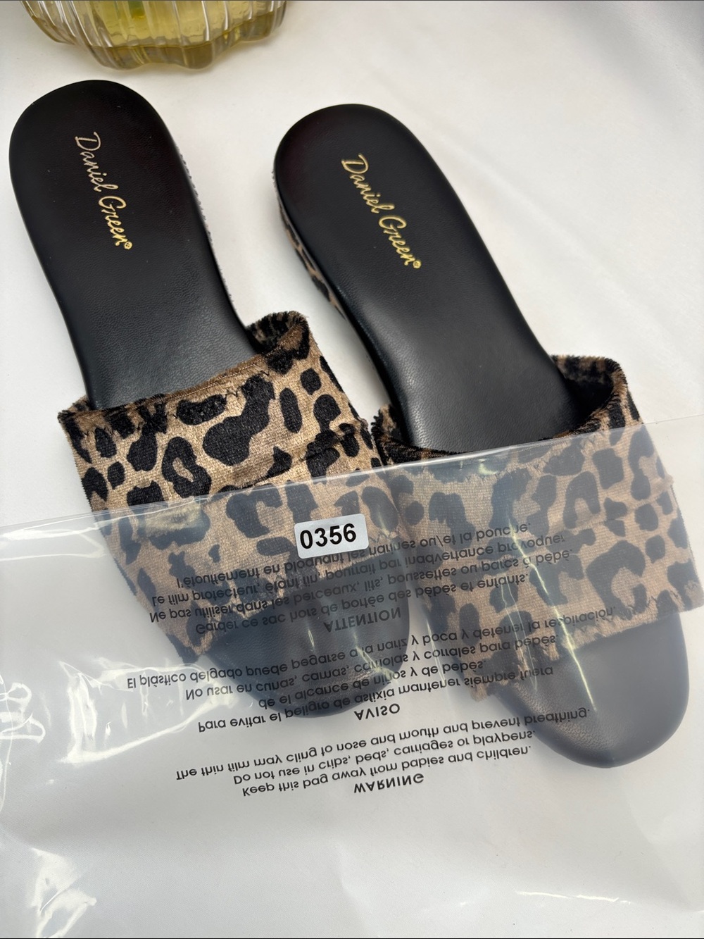 Daniel Green Women’s 7 Leopard Print Slide Mules in Brown #356 - Picture 12 of 12